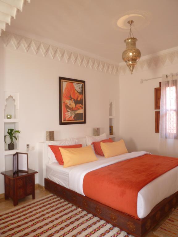 里亚德摩洛哥传统庭院住宅 马拉喀什 外观 照片 A bedroom at the hotel